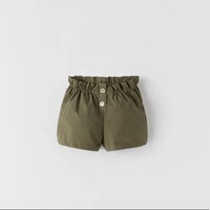 NWT Zara green stretch shorts size 9-12m